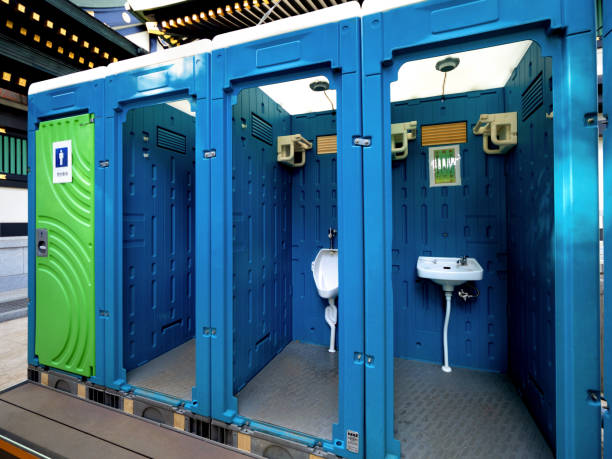 Best Portable toilet rental cost  in Combined Locks, WI