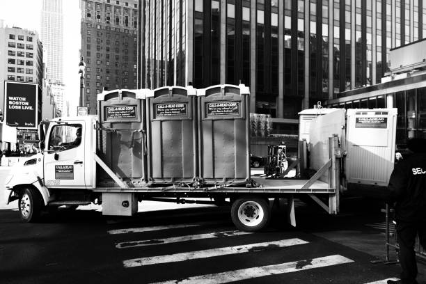 Best Porta potty rental for parties  in Combined Locks, WI